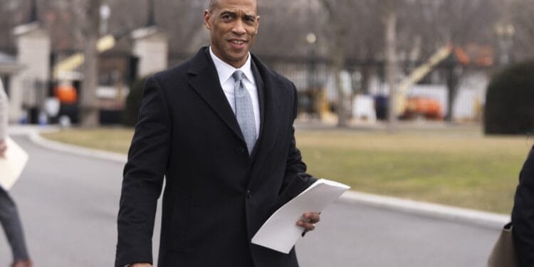 Trump administration looks to slash HUD workers tackling the housing crisis 1 Trump administration looks to slash HUD workers tackling the housing crisis