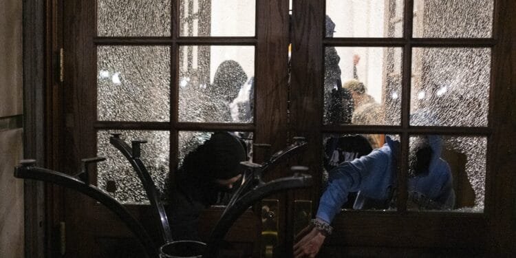 Trump administration opens antisemitism inquiries at 5 colleges including Columbia and Berkeley 1 Trump administration opens antisemitism inquiries at 5 colleges including Columbia and Berkeley