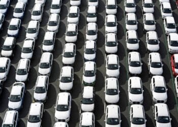 Trump announces 25% tariffs on foreign cars