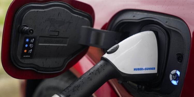 Trump is trying to halt the EV charger buildout. Experts say it’s not that easy 1 Trump is trying to halt the EV charger buildout. Experts say it’s not that easy