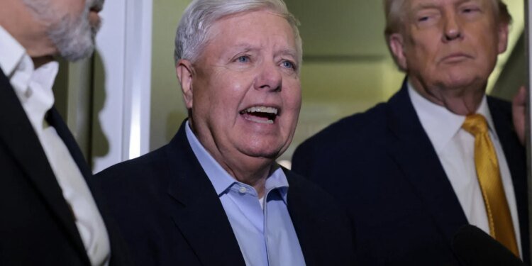 Trump poses with ‘Make Iran Great Again’ hat after Maduro abduction