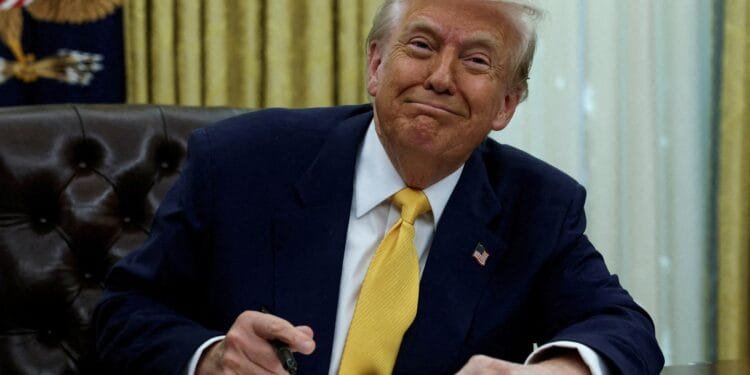 Trump says 90-day 'pause' on reciprocal tariffs for all but China 1 Trump says 90-day