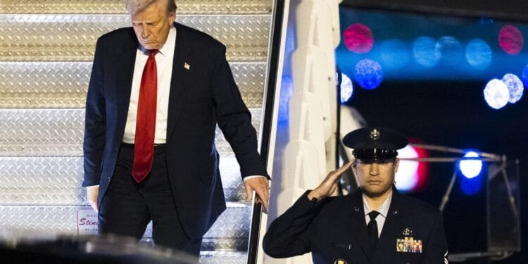 Trump signs a bill funding the government for 6 months, avoiding a shutdown 1 Trump signs a bill funding the government for 6 months, avoiding a shutdown