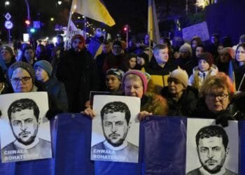 Trump stops all US military aid to Ukraine