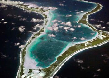 Trump tempers criticism of UK’s Chagos Islands deal after talk with Starmer