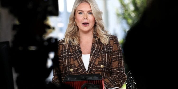 Trump threatens to cut ‘Democratic agencies’ amid government shutdown 1 Trump threatens to cut ‘Democratic agencies’ amid government shutdown