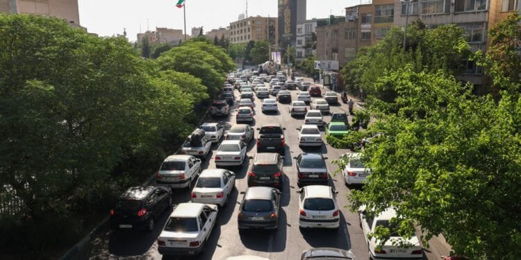 Trump warns Tehran residents to ‘evacuate immediately’. But can they? 1 Trump warns Tehran residents to ‘evacuate immediately’. But can they?