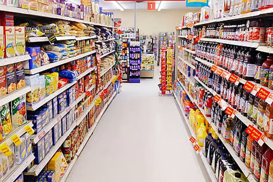 Dubai News TV - Dubai News 60 UAE Eid Al Adha 2026 sales: Hypermarkets slash prices by up to 50% and boost stocks