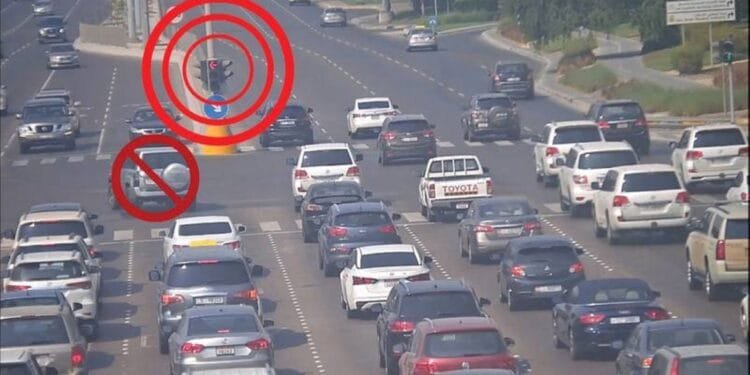 UAE saw 271 accidents due to jumping of red light in 2024