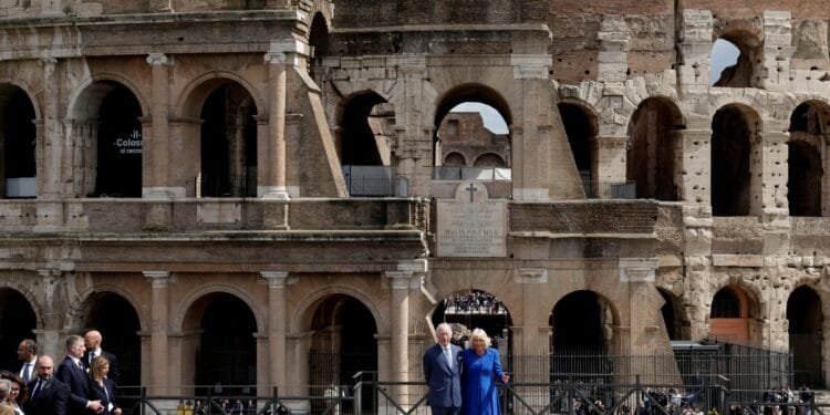UK royals visit Colosseum, Roman Forum