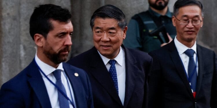 US, China talk trade amid threats over Russian oil, TikTok ban