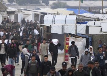 US- and Israeli-backed group pauses food delivery in Gaza after deadly shootings