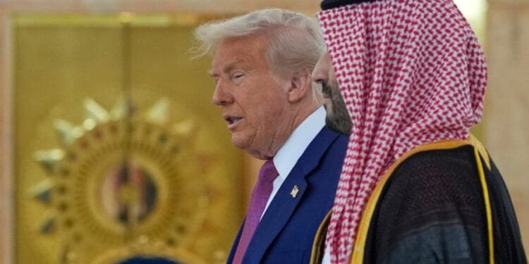 US and Saudi Arabia agree to $142bn weapons sale during Trump visit