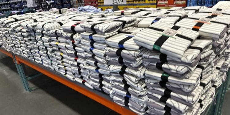 US retail sales plunged along with temperatures in January after a bustling holiday season