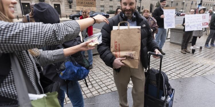 USAID workers clear out their desks as Trump’s push to gut agency hits final steps