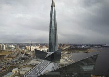 Ukraine halts transit of Russian gas to Europe after a prewar deal expired