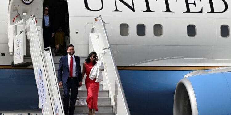 Vance lands in India for tough talks on trade