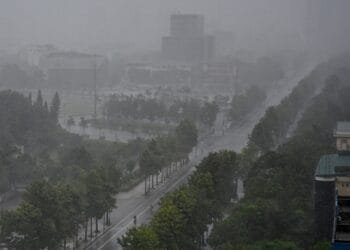 Vietnam prepares to evacuate half a million people ahead of Typhoon Kajiki