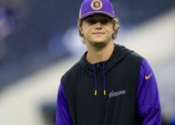 Vikings committed to J.J. McCarthy as starting QB after considering Aaron Rodgers, AP source says