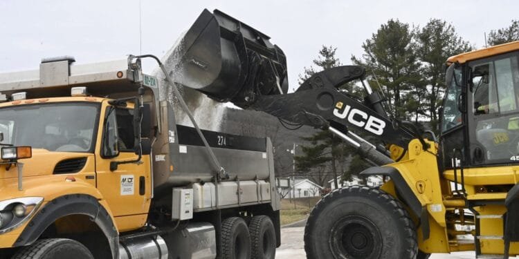 Virginia governor declares storm emergency as snow and ice bear down on mid-Atlantic states