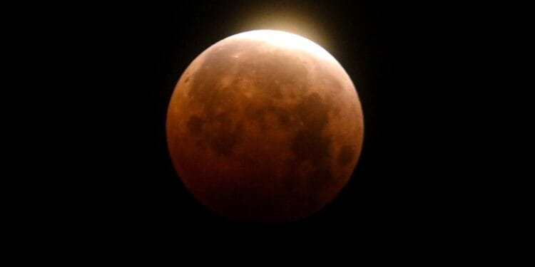 Watch the moon turn red during a total lunar eclipse in March