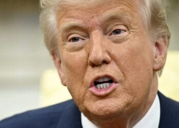 Whipsawed by Trump’s tariffs, the US public is getting a lot more nervous about the economy