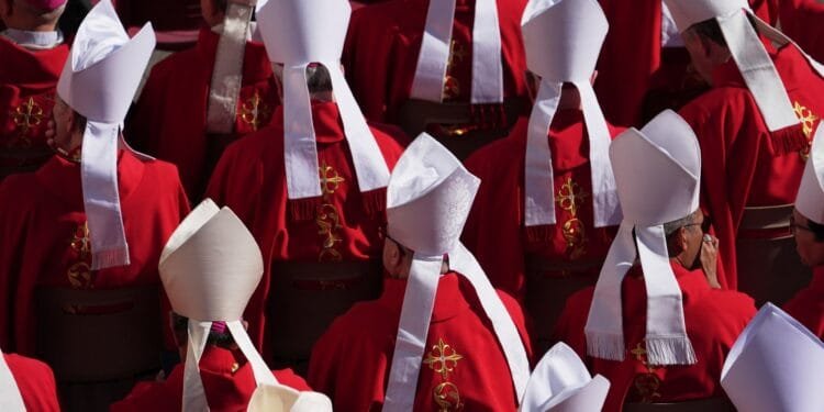 Who are the main contenders to be the next pope? 1 Who are the main contenders to be the next pope?