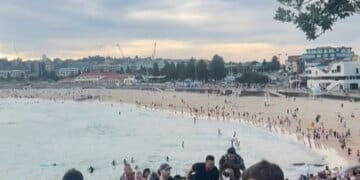 World reacts to Jewish festival shooting attack at Sydney’s Bondi Beach