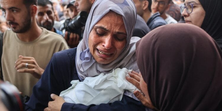 ‘City of fear’: Palestinians trapped as Israel intensifies Gaza City attack
